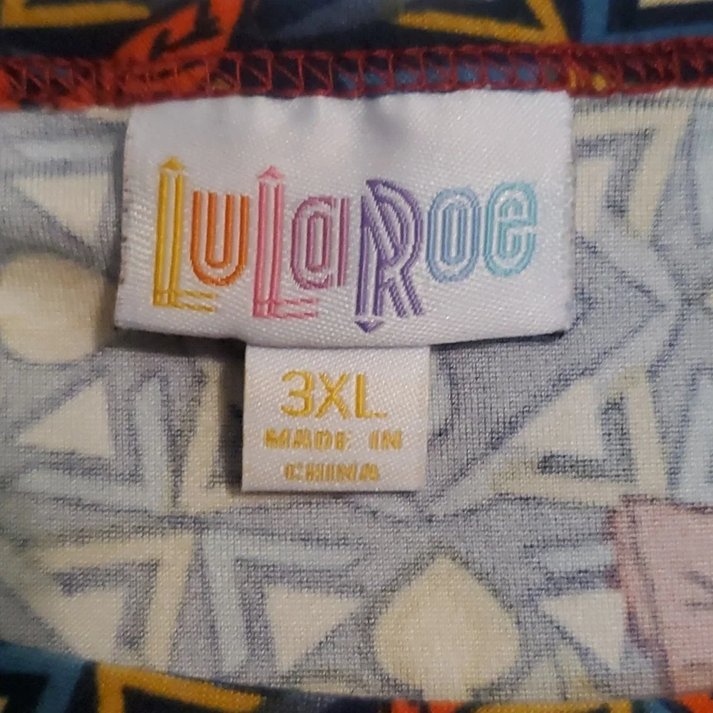LuLaRoe GiGi Top - Picture 2 of 3